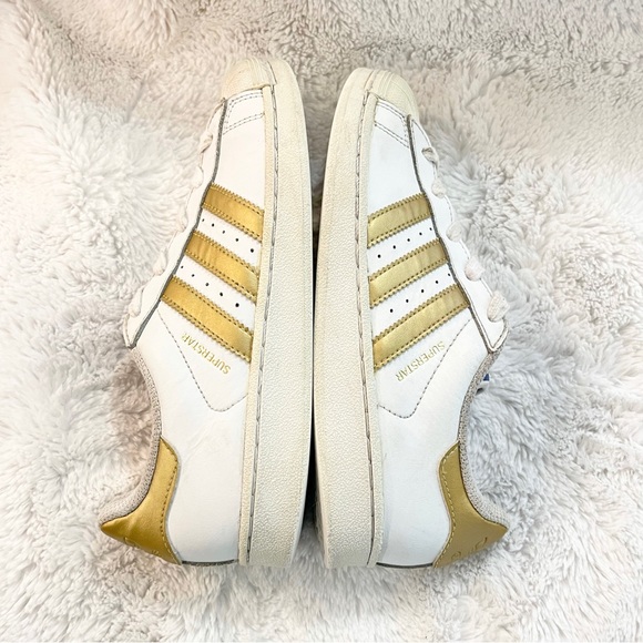 ✨👟ADIDAS ORIGINALS SUPERSTAR YOUTH SNEAKERS👟✨ - Picture 8 of 12
